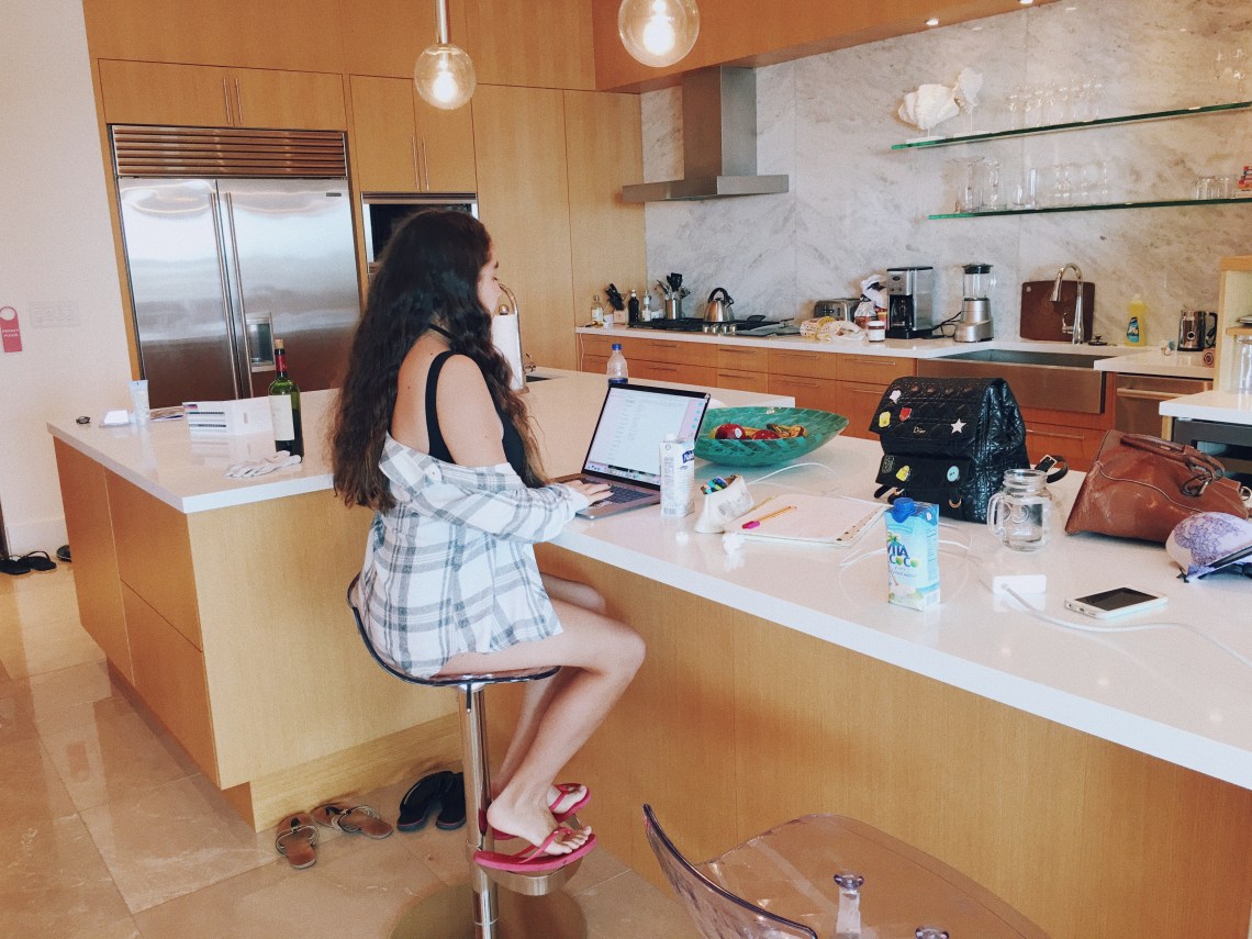 Processed with VSCO with c6 preset